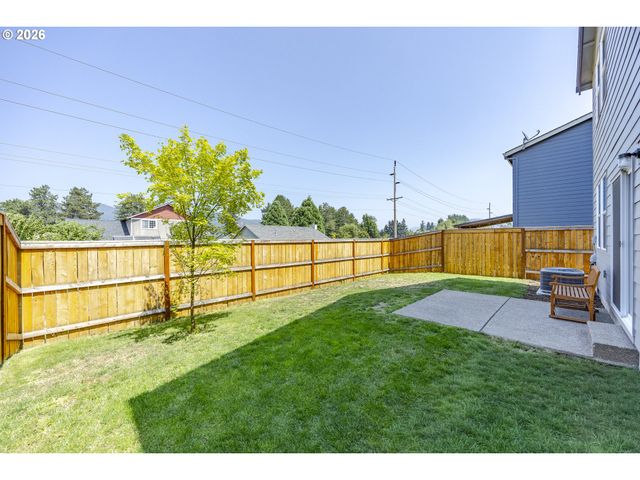 2674 26TH Loop, Springfield, OR 97477
