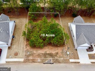 835 Crossroads Court, Social Circle, GA 30025