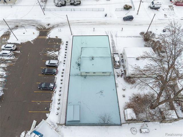 1335 Connell Street, Burton, MI 48529