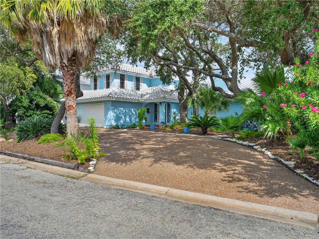 43 Blue Heron Dr, Rockport, TX 78382 — photo 2