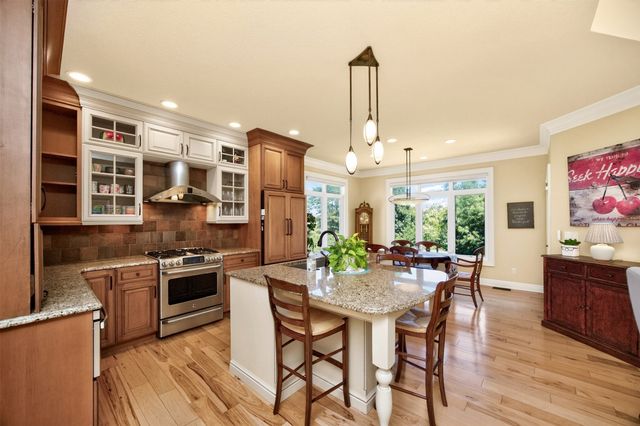 7640 Escalade Court, West Des Moines, IA 50266