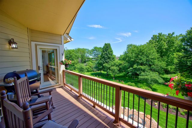 7640 Escalade Court, West Des Moines, IA 50266