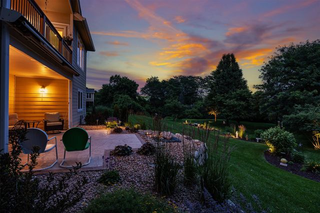 7640 Escalade Court, West Des Moines, IA 50266