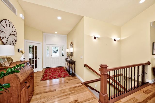 7640 Escalade Court, West Des Moines, IA 50266