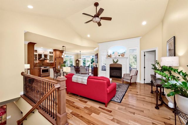 7640 Escalade Court, West Des Moines, IA 50266