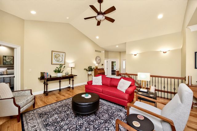 7640 Escalade Court, West Des Moines, IA 50266