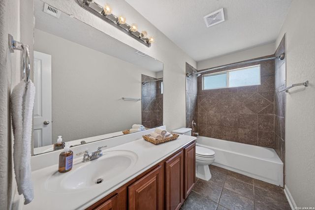 205 RANCH HOUSE RD, Cibolo, TX 78108