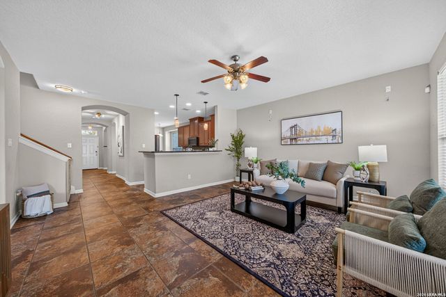205 RANCH HOUSE RD, Cibolo, TX 78108