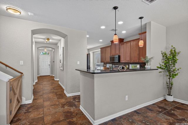 205 RANCH HOUSE RD, Cibolo, TX 78108