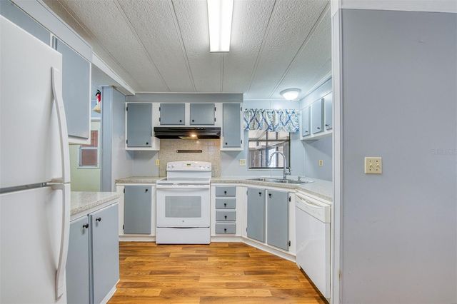 283 PELICAN DRIVE N, Oldsmar, FL 34677