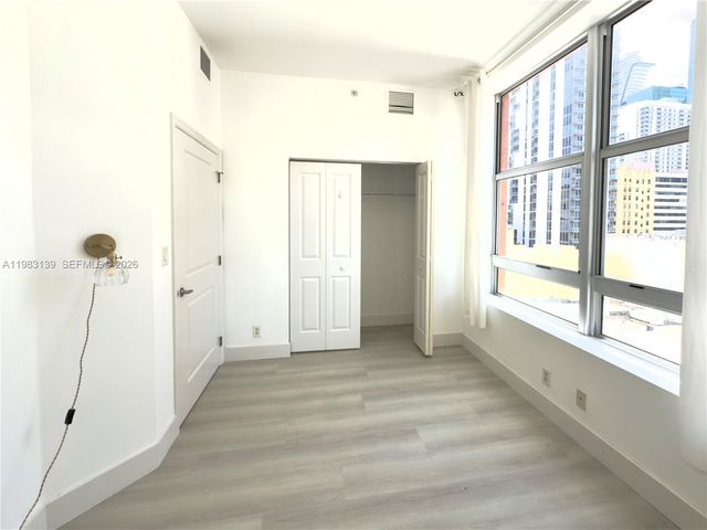 111 E Flagler St 805, Miami, FL 33131