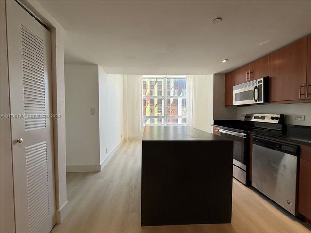 111 E Flagler St 805, Miami, FL 33131