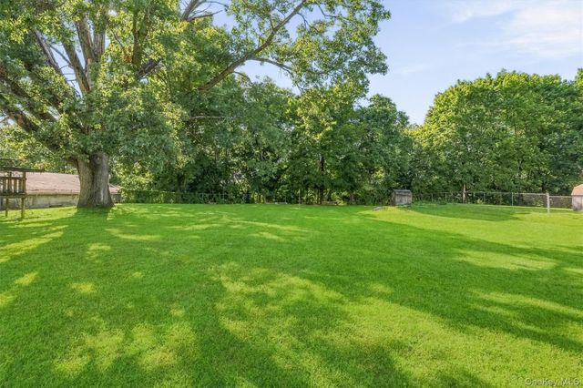 146 Bannon Avenue, Buchanan, NY 10511