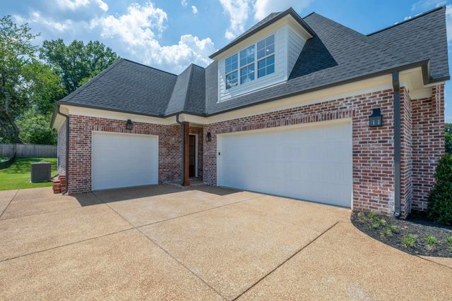 3649 SILVER LAUREL DR, Germantown, TN 38138