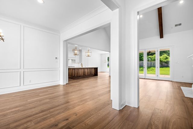 3649 SILVER LAUREL DR, Germantown, TN 38138