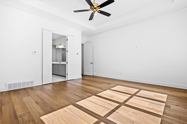 3649 SILVER LAUREL DR, Germantown, TN 38138