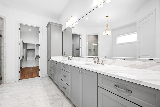 3649 SILVER LAUREL DR, Germantown, TN 38138