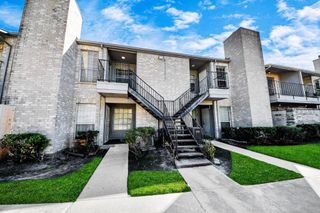 6500 Sands Point Drive 406, Houston, TX 77074