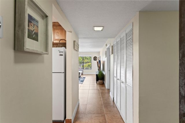 2312 S Cypress Bend Dr 205, Pompano Beach, FL 33069