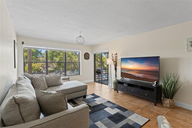 2312 S Cypress Bend Dr 205, Pompano Beach, FL 33069