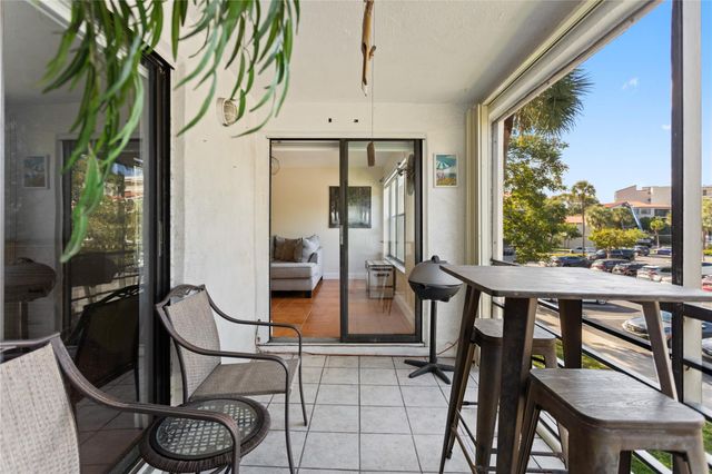 2312 S Cypress Bend Dr 205, Pompano Beach, FL 33069