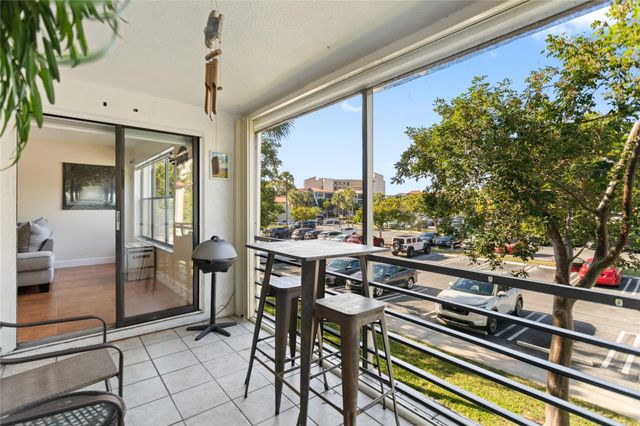 2312 S Cypress Bend Dr 205, Pompano Beach, FL 33069