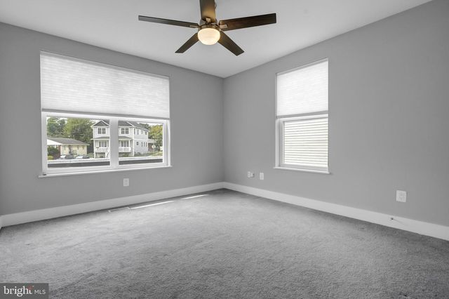 2003 S LINCOLN, Arlington, VA 22204
