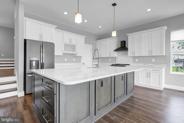 2003 S LINCOLN, Arlington, VA 22204