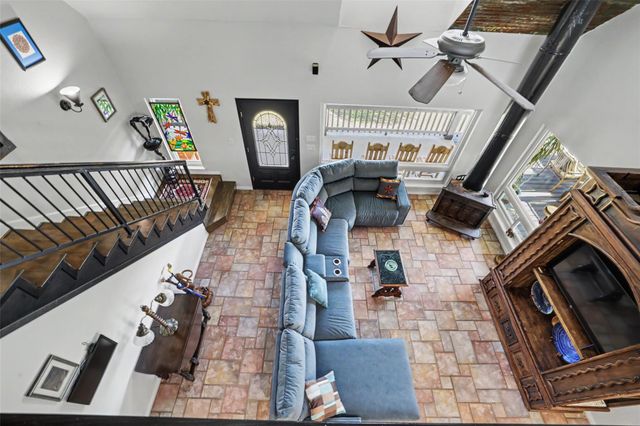 9859 Hodge Canyon DR, Salado, TX 76571