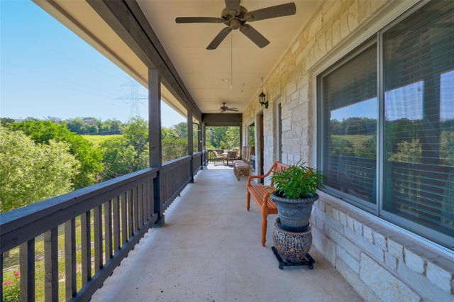 9859 Hodge Canyon DR, Salado, TX 76571