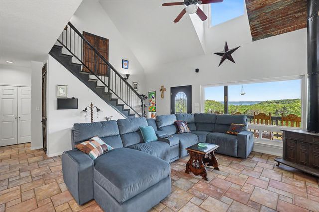 9859 Hodge Canyon DR, Salado, TX 76571