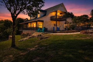 9859 Hodge Canyon DR, Salado, TX 76571