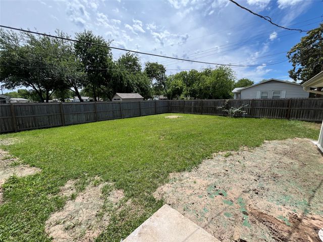 12645 Hallum Street, Dallas, TX 75243