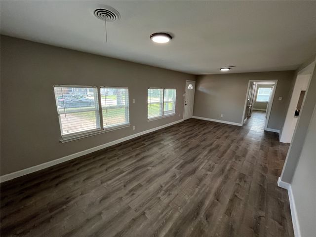 12645 Hallum Street, Dallas, TX 75243