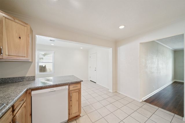 330 E 46th Street, Tulsa, OK 74105
