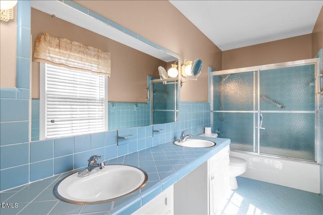 200 Edgewater Drive, Broadway, NC 27505