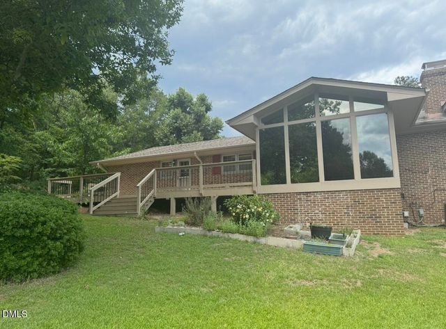 200 Edgewater Drive, Broadway, NC 27505
