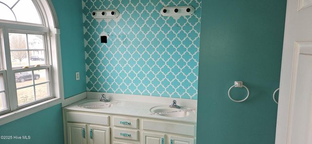 105 Majesty Court, Elizabeth City, NC 27909