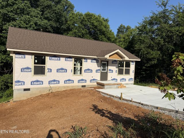 309 Foley Hill Rd, Clinton, TN 37716