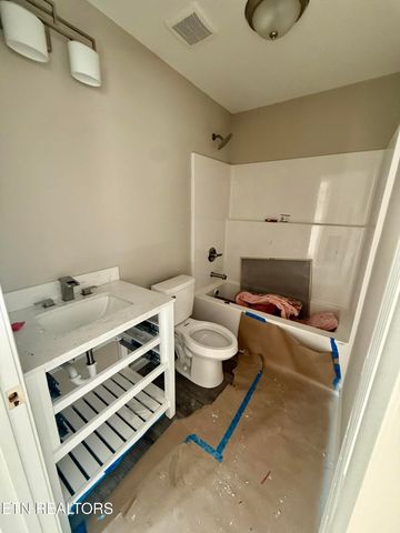 309 Foley Hill Rd, Clinton, TN 37716