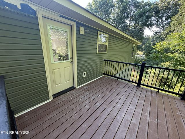 309 Foley Hill Rd, Clinton, TN 37716