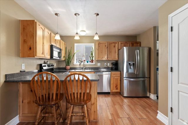 7065 N CHEROKEE ST, Eagle Mountain, UT 84005