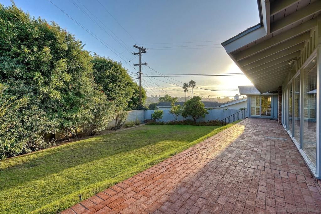Image 25 of property listing at 3623 Fenelon, San Diego, CA 92106
