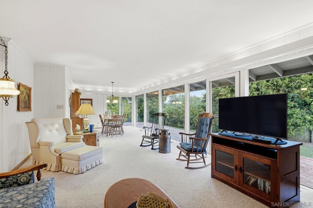 Image 38 of property listing at 3623 Fenelon, San Diego, CA 92106