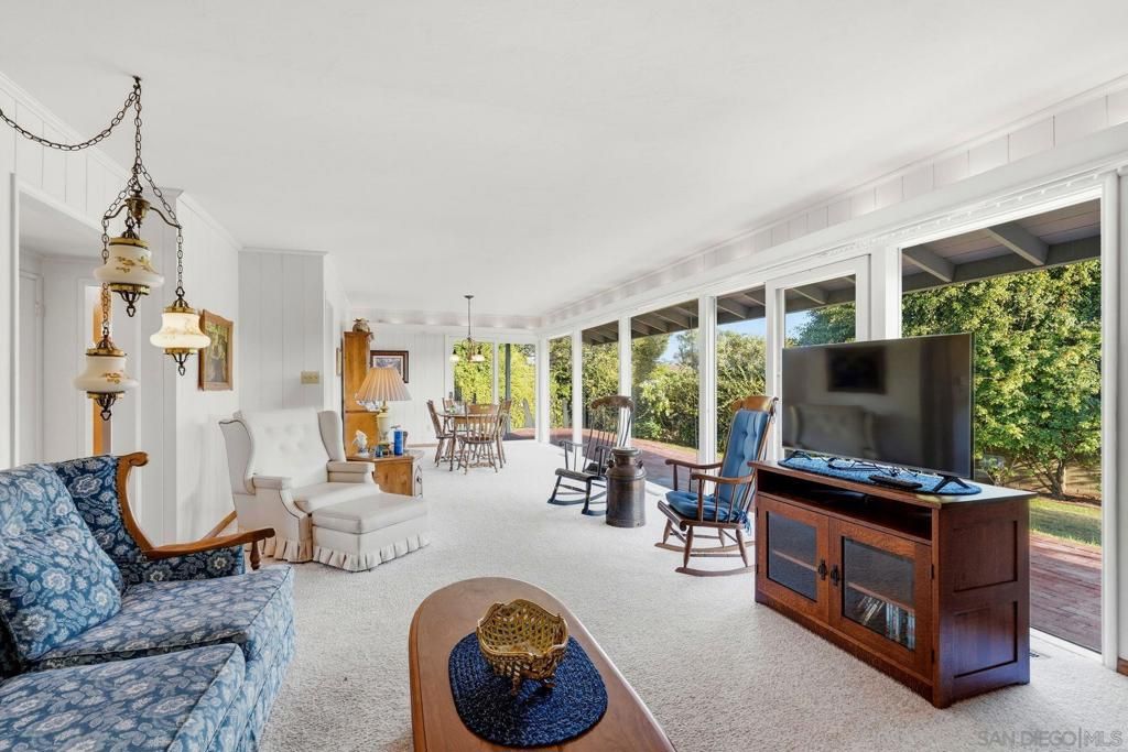 Image 49 of property listing at 3623 Fenelon, San Diego, CA 92106
