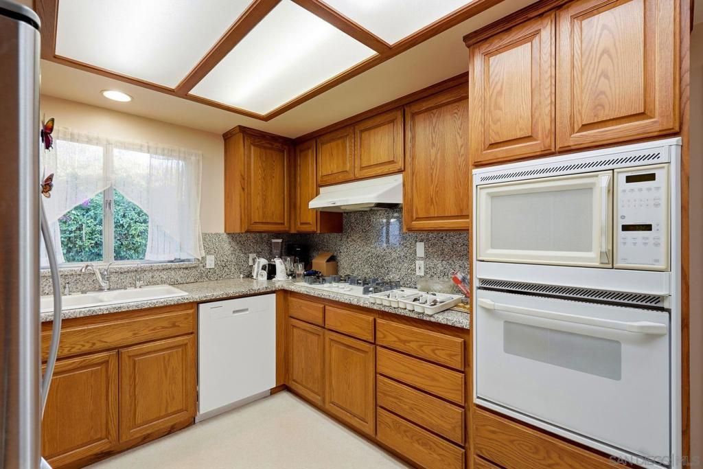 Image 57 of property listing at 3623 Fenelon, San Diego, CA 92106