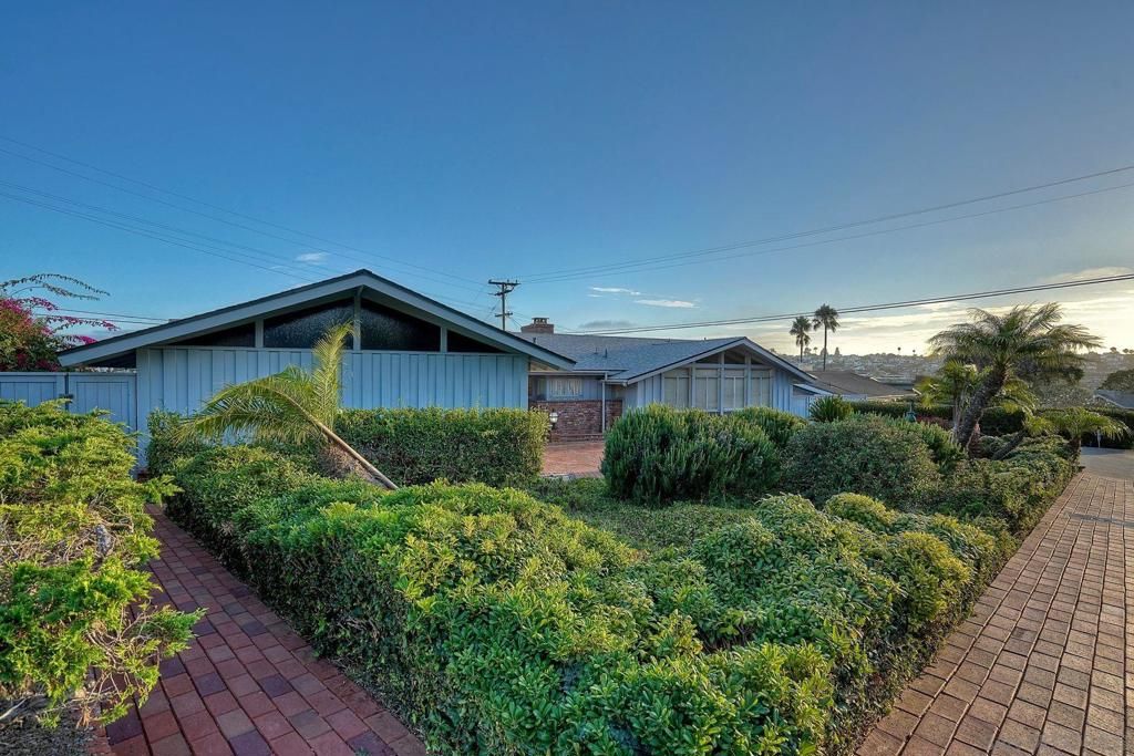 Image 62 of property listing at 3623 Fenelon, San Diego, CA 92106