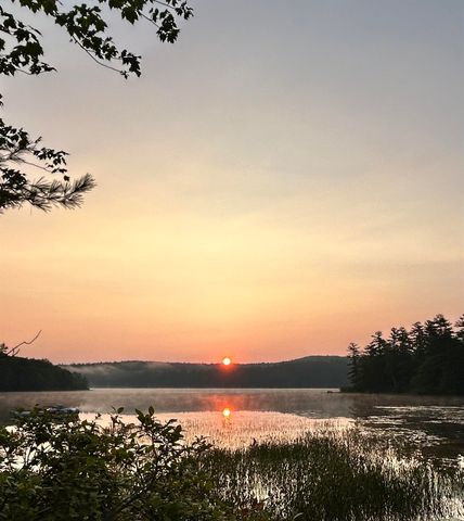 1149 Pleasant Pond Road, Francestown, NH 03043