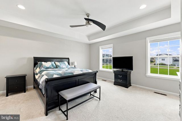 524 W GERMANTOWN WAY, Martinsburg, WV 25403