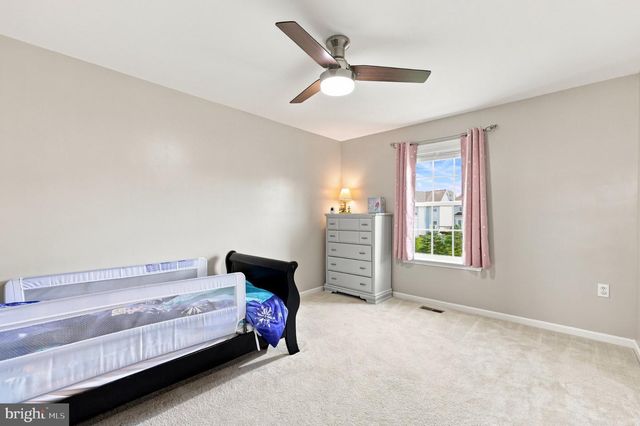 524 W GERMANTOWN WAY, Martinsburg, WV 25403